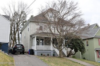 910 Woodlawn St, Scranton, PA 18509