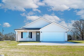 598 Wilsontown Rd, Laurens, SC 29360