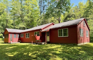 2779 Pikes Falls Rd, Jamaica, VT 05343