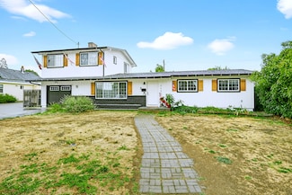 342 Hazel St, Central Point, OR 97502