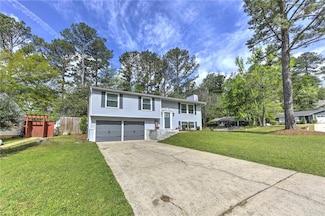 1460 Parkmont Dr, Roswell, GA 30076