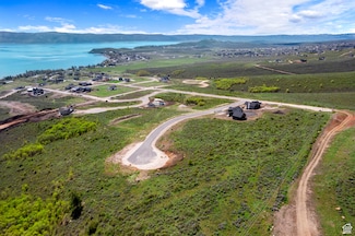 638 W Red Tail Circle #10 Unit 10, Garden City, UT 84028