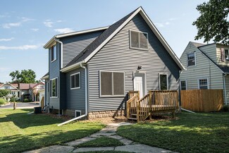 311 9th St NW, Rochester, MN 55901