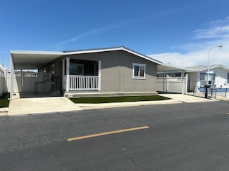 1701 Dinuba Ave, Selma, CA 93662