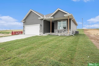 9710 N 167th St, Bennington, NE 68007