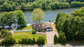 137 Roosevelt Dr, Seymour, CT 06483