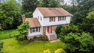 635 Alps Rd, Wayne, NJ 07470