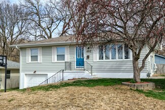 402 N Sierra Dr, Council Bluffs, IA 51503