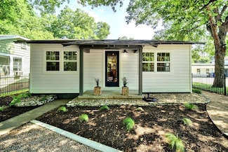 1714 Canterbury St, Austin, TX 78702