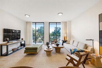 2678 Tigertail Ave Unit 302, Miami, FL 33133