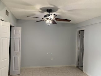 1062 W 42nd Place Unit 41, Hialeah, FL 33012