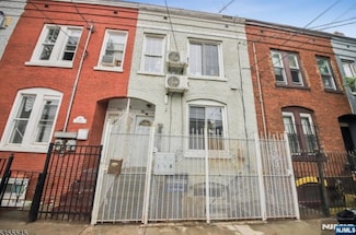 126 Highland Ave, Newark, NJ 07104