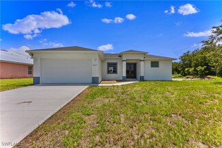 407 Ranier Ave, Lehigh Acres, FL 33974