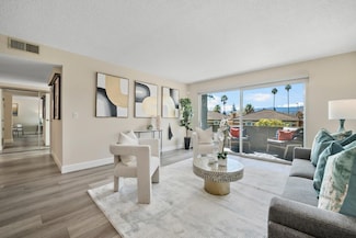 1458 Hudson St Unit 211, Redwood City, CA 94061