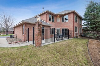 1622 Hunter Hill Rd, Hudson, WI 54016