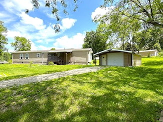 207 E Broadway St, Northboro, IA 51647