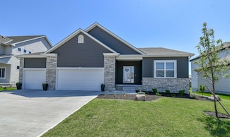 5017 N 209th St, Elkhorn, NE 68022