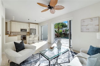 1150 6th St S Unit 3, Naples, FL 34102