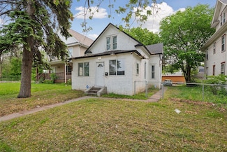 2909 17th Ave S, Minneapolis, MN 55407