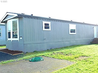 110 NW 4th St Unit E10, Warrenton, OR 97146