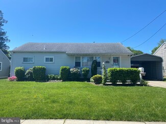 320 S Pine Ave, Maple Shade, NJ 08052