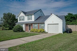 6 Laurel Ct, Clayton, NJ 08312