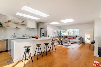 4321 1/2 Burns Ave, Los Angeles, CA 90029