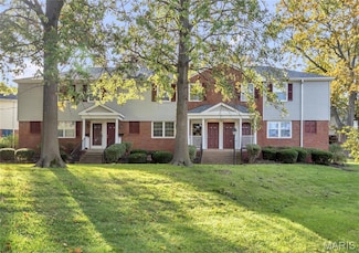 9155 N Swan Cir Unit 9155, Saint Louis, MO 63144