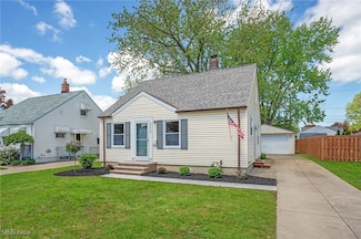 29527 Bruce Dr, Willowick, OH 44095