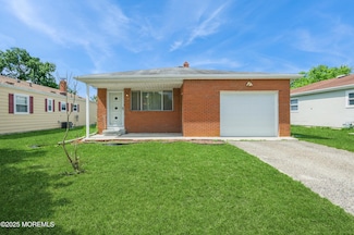 821 Jamaica Blvd, Toms River, NJ 08757