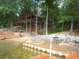 174 Briarwood Place, Dahinda, IL 61428