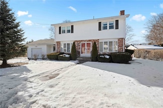 91 Old Spring Rd, Cranston, RI 02920