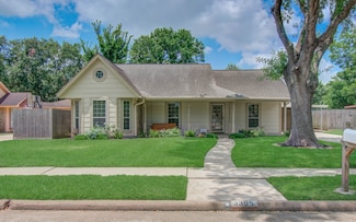 3305 Park Shadow Ln, Deer Park, TX 77536