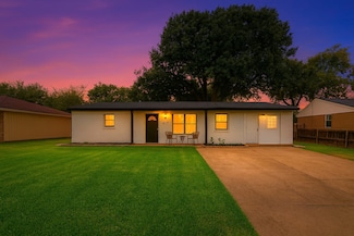 417 Birchwood Cir, Mesquite, TX 75149