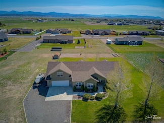 7175 Bootlegger Dr, Helena, MT 59602