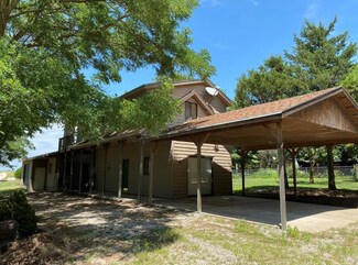 54 Sunflower Ln, Marquette, KS 67464