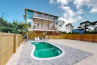 113 W Seascape Dr, Port Saint Joe, FL 32456