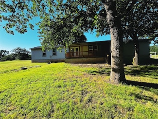 577 Bevers Ln, Valley View, TX 76272
