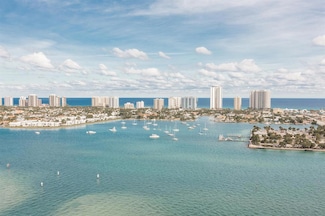 2640 Lake Shore Dr Unit 2116, Riviera Beach, FL 33404