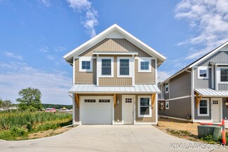 80 Swing Bridge Ln Unit 8, Douglas, MI 49406