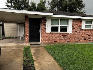 8008 Dorsett Dr, New Orleans, LA 70128