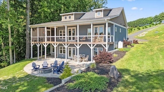 220 Robin Ln, Semora, NC 27343