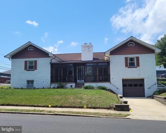 901 Central Ave, Runnemede, NJ 08078
