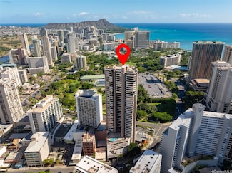 1910 Ala Moana Blvd Unit 32A, Honolulu, HI 96815