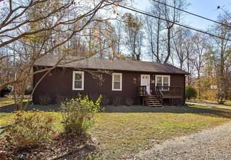 5601 Ware Ln, Quinton, VA 23141