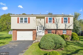 224 Park Dr, Downingtown, PA 19335