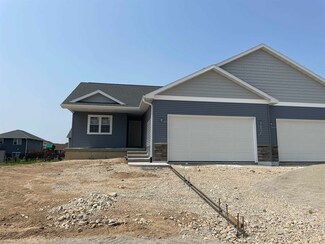 644 Locust Ln, Evansville, WI 53536