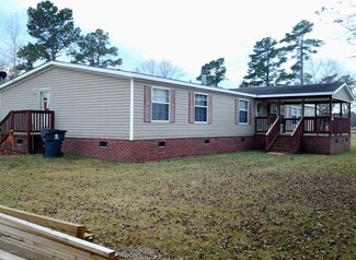 39 Walter T Wright Dr Unit D, Tabor City, NC 28463
