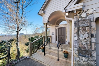 481 Overlook Dr, Mars Hill, NC 28754