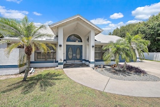 407 SE Duff Ct, Port Saint Lucie, FL 34984